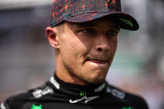 诺里斯：维斯塔潘的驾驶可以更激进，而我却不能冒这么大风险